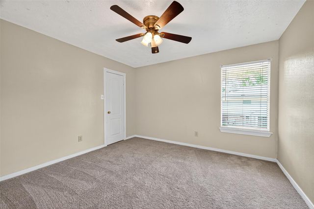 2918 Colonel Court Drive, Richmond, TX 77406