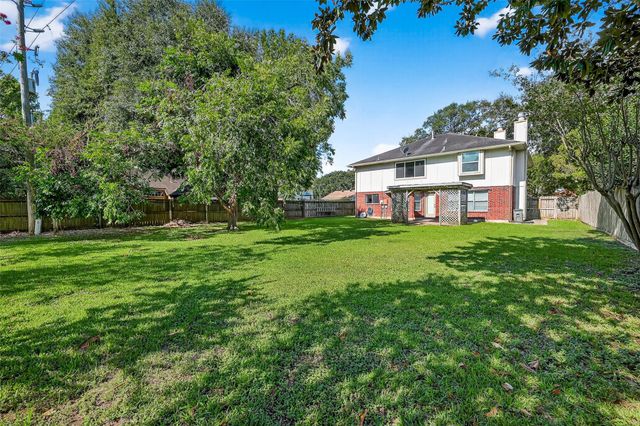 2918 Colonel Court Drive, Richmond, TX 77406