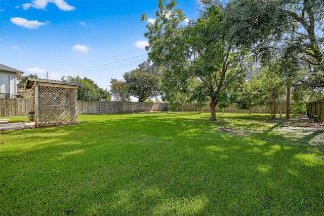 2918 Colonel Court Drive, Richmond, TX 77406