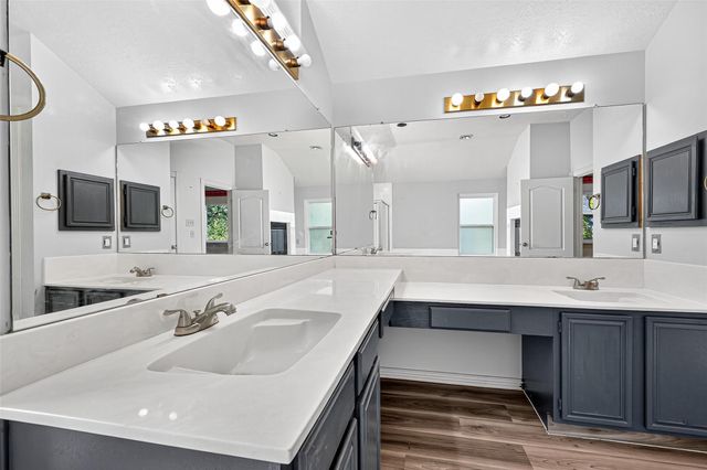 2918 Colonel Court Drive, Richmond, TX 77406