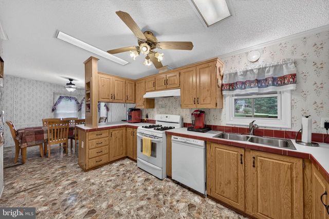 11400 PINEY FOREST, Bumpass, VA 23024