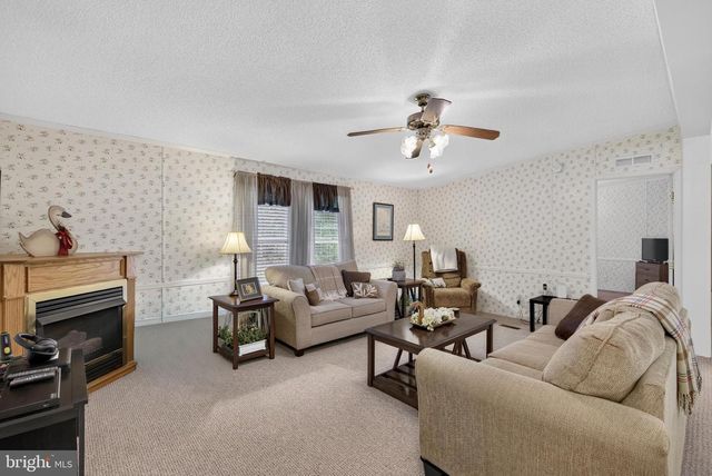 11400 PINEY FOREST, Bumpass, VA 23024