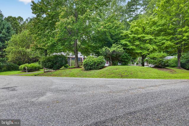 11400 PINEY FOREST, Bumpass, VA 23024