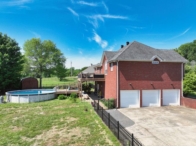 306 Michael Cir, Mount Juliet, TN 37122