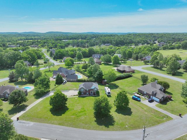 306 Michael Cir, Mount Juliet, TN 37122