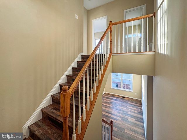 12652 HERON RIDGE DR, Fairfax, VA 22030