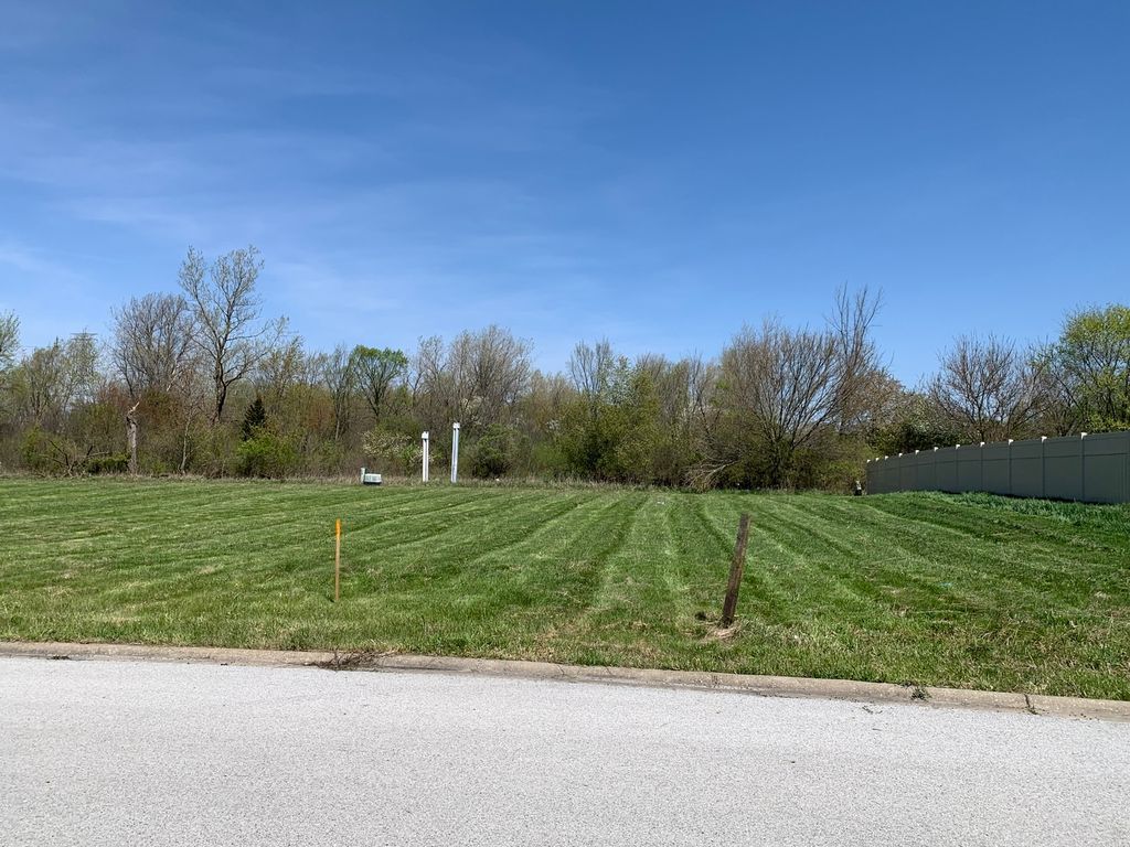 2088 Nichols Drive, Lynwood, IL 60411