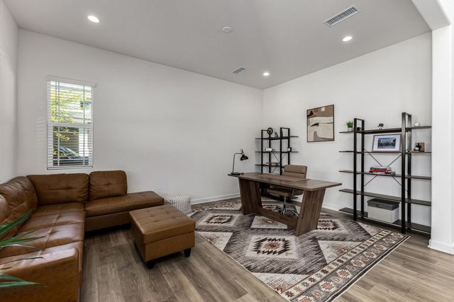 4509 N 197th Lane, Litchfield Park, AZ 85340