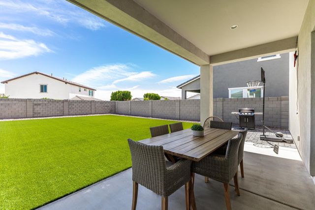 4509 N 197th Lane, Litchfield Park, AZ 85340