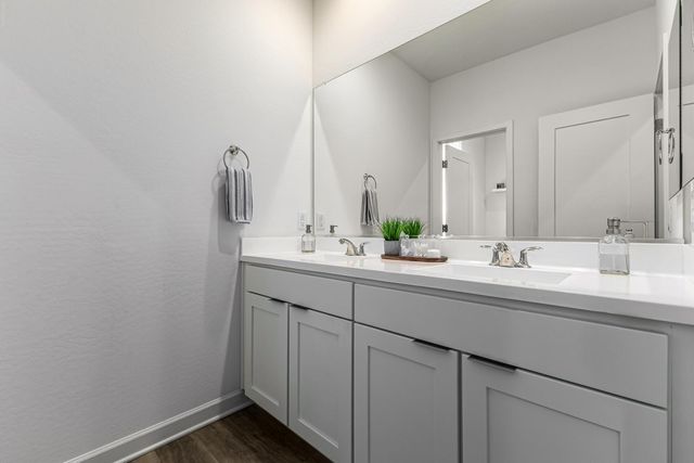 4509 N 197th Lane, Litchfield Park, AZ 85340