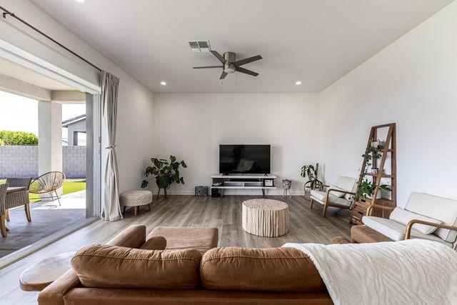 4509 N 197th Lane, Litchfield Park, AZ 85340