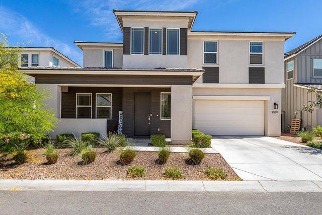 4509 N 197th Lane, Litchfield Park, AZ 85340