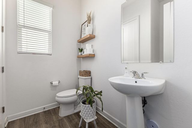 4509 N 197th Lane, Litchfield Park, AZ 85340