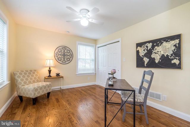 3657 APPLEBUTTER RD, Fountainville, PA 18923