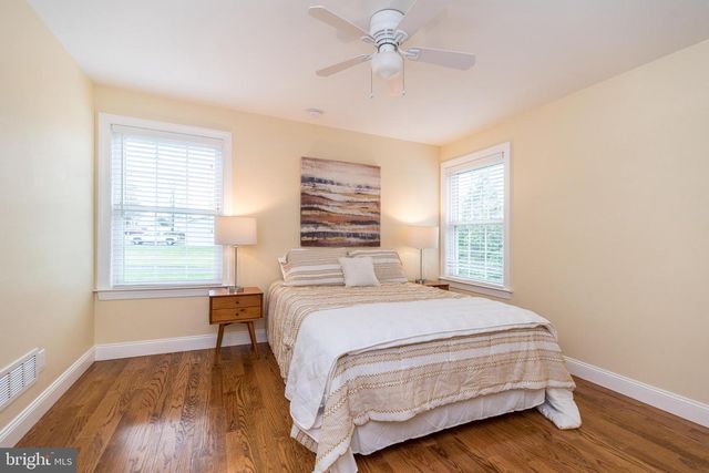 3657 APPLEBUTTER RD, Fountainville, PA 18923