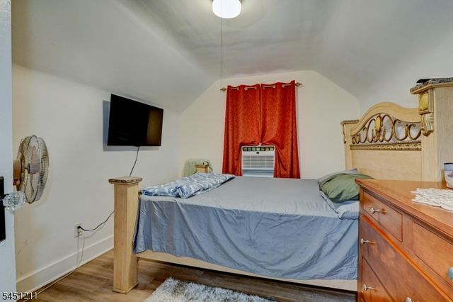 275 Greylock Pkwy 3, Belleville Twp., NJ 07109
