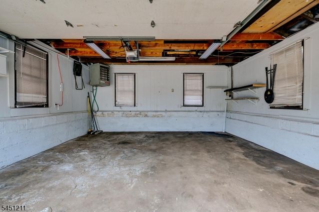 275 Greylock Pkwy 3, Belleville Twp., NJ 07109