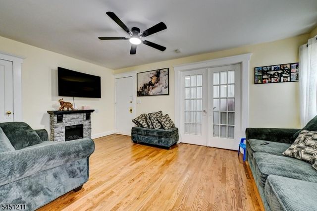 275 Greylock Pkwy 3, Belleville Twp., NJ 07109