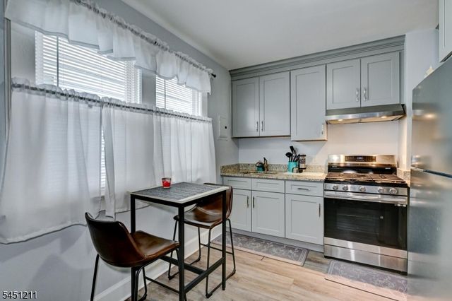 275 Greylock Pkwy 3, Belleville Twp., NJ 07109