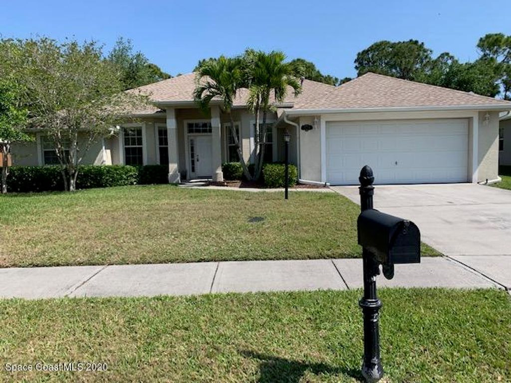 329 Chennault Lane, Rockledge, FL 32955