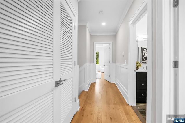 22 Gabriel Court 22, Paramus, NJ 07652