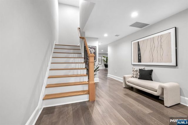 22 Gabriel Court 22, Paramus, NJ 07652