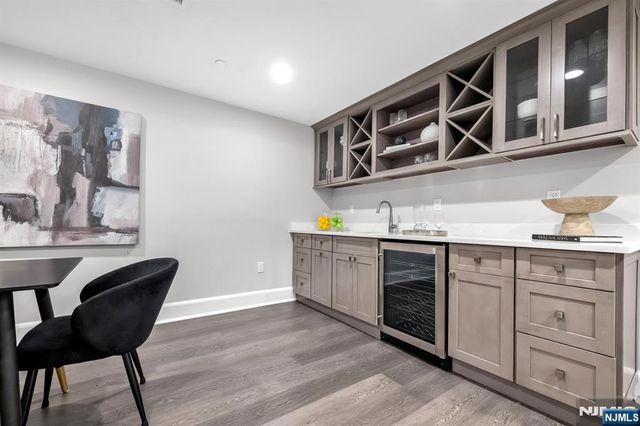 22 Gabriel Court 22, Paramus, NJ 07652