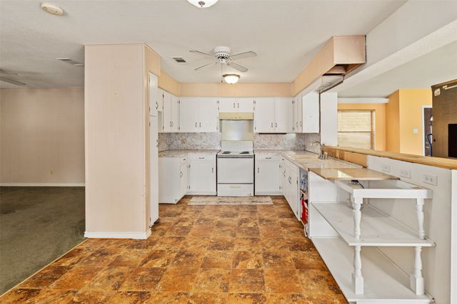 156 King Arthur Road, Mabank, TX 75156