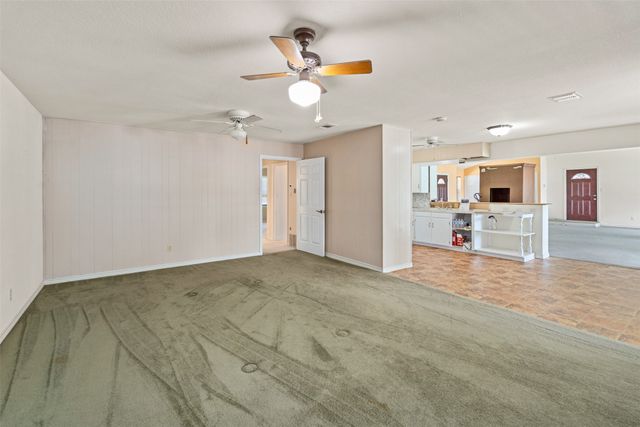 156 King Arthur Road, Mabank, TX 75156