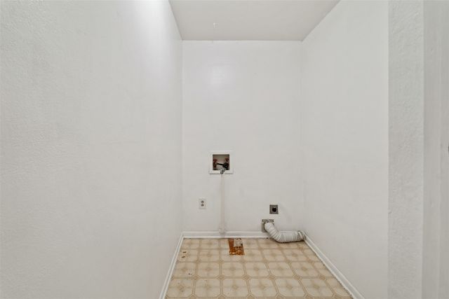 156 King Arthur Road, Mabank, TX 75156