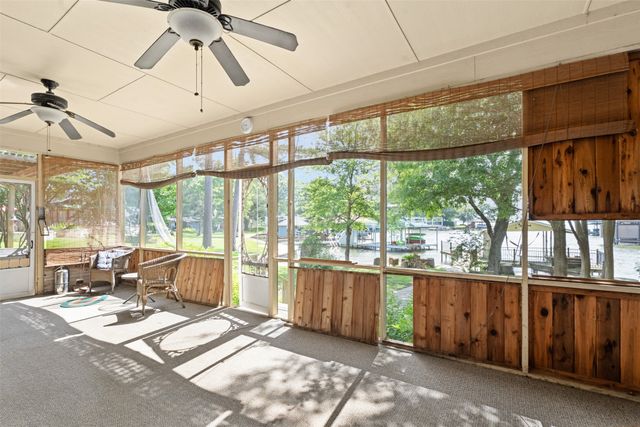 156 King Arthur Road, Mabank, TX 75156