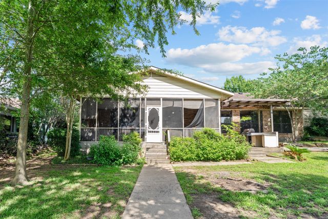 156 King Arthur Road, Mabank, TX 75156