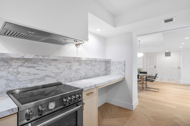 3250 S Ocean Boulevard 408s, Palm Beach, FL 33480