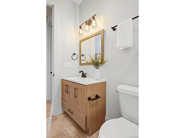 2955 Champa St, Denver, CO 80205