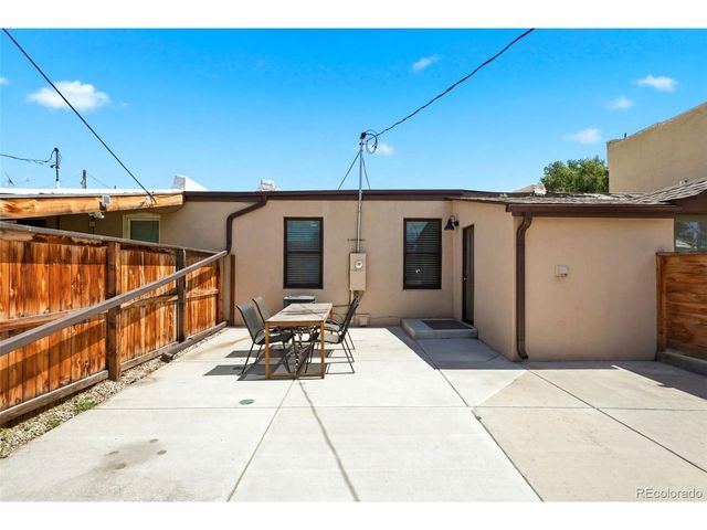 2955 Champa St, Denver, CO 80205