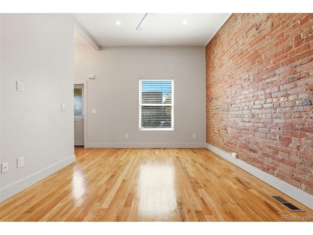 2955 Champa St, Denver, CO 80205