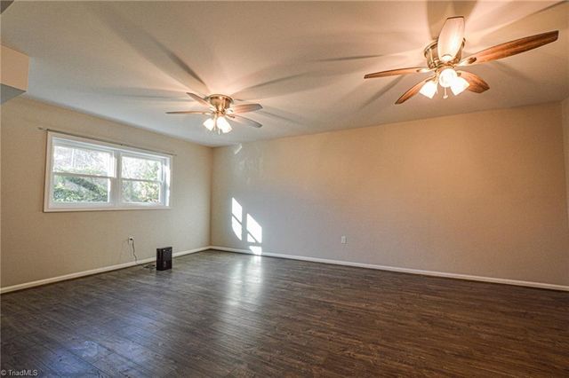 532 Henderson Drive, Clemmons, NC 27012