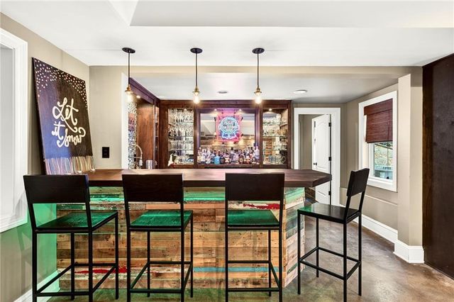 5759 Riverside Drive, Atlanta, GA 30327