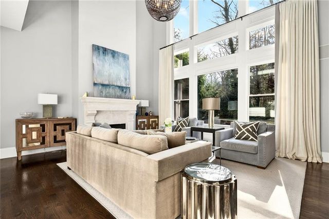 5759 Riverside Drive, Atlanta, GA 30327