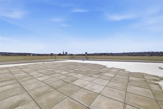 5850 Centre Ave 701, Shadyside, PA 15206