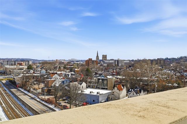 5850 Centre Ave 701, Shadyside, PA 15206