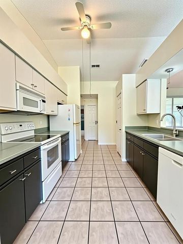 25510 BELLE ALLIANCE, Leesburg, FL 34748