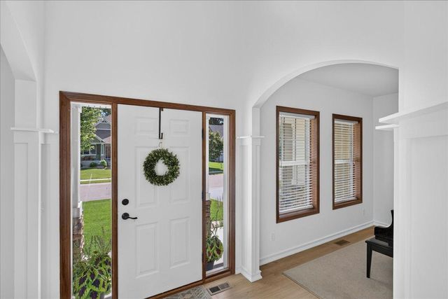 10909 Quail Avenue N, Champlin, MN 55316