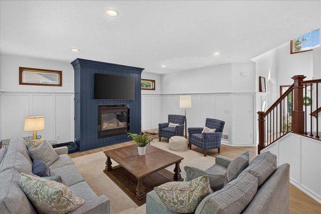 10909 Quail Avenue N, Champlin, MN 55316