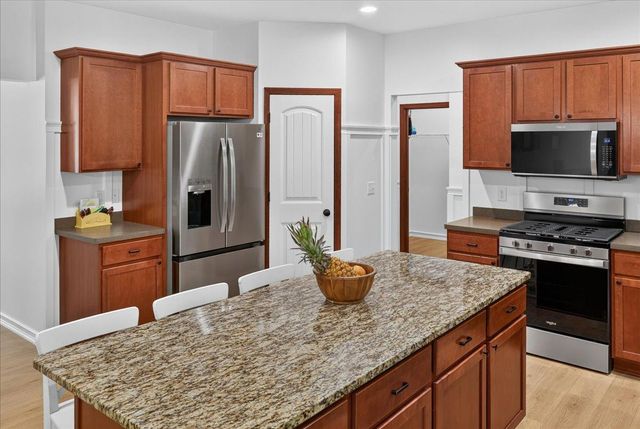 10909 Quail Avenue N, Champlin, MN 55316