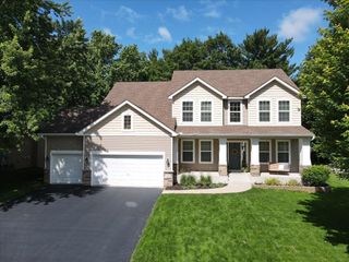 10909 Quail Avenue N, Champlin, MN 55316
