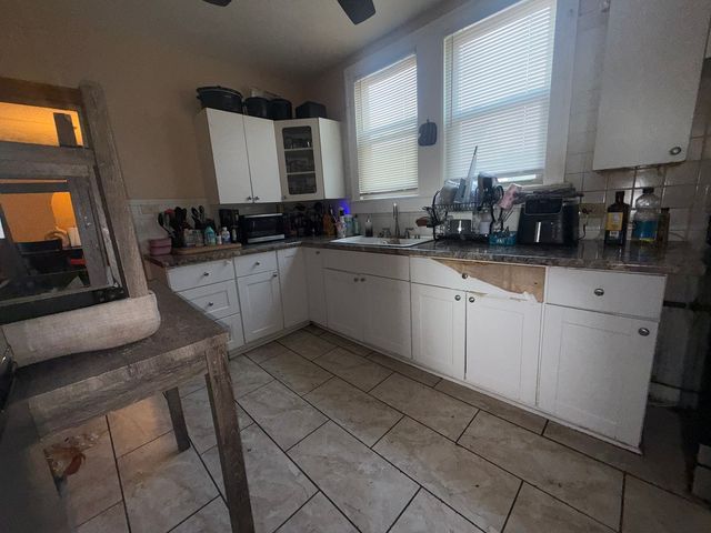 1637 N Sayre Avenue, Chicago, IL 60707