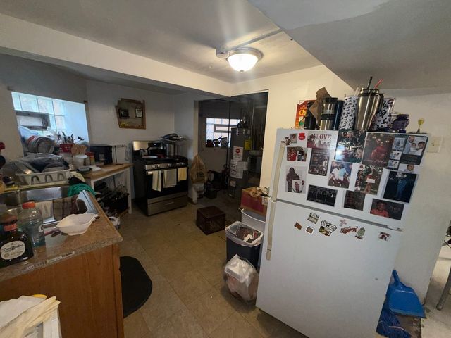 1637 N Sayre Avenue, Chicago, IL 60707