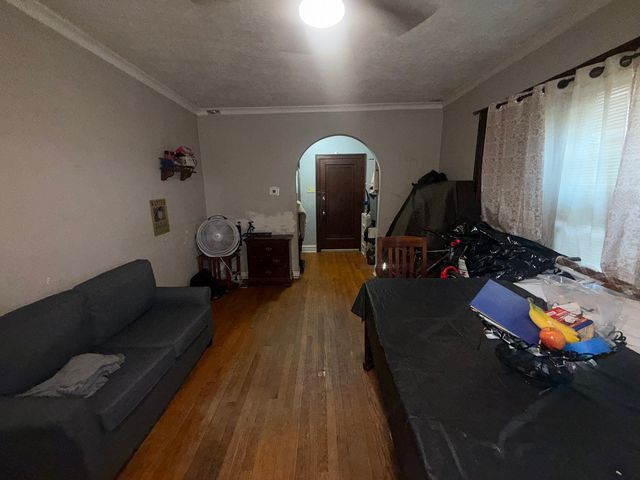1637 N Sayre Avenue, Chicago, IL 60707