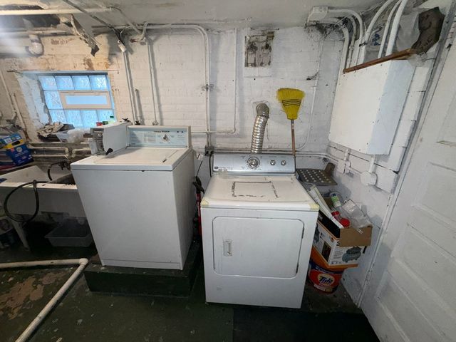 1637 N Sayre Avenue, Chicago, IL 60707